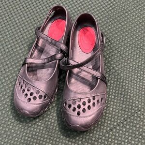 Skechers shoes women’s shoes maryjanes cross strap lightweight black size 8